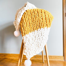 Load image into Gallery viewer, Customize Handmade Two-Tone Chunky Knit Throw Blanket with Pom Pom
